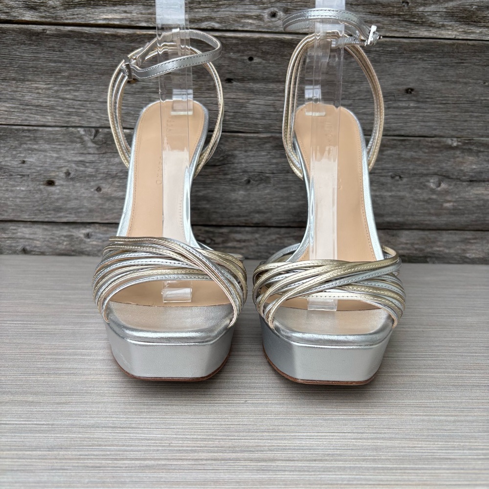 VERONICA BEARD
Fletcher Metallic Heel Sandals - Picture 5 of 15